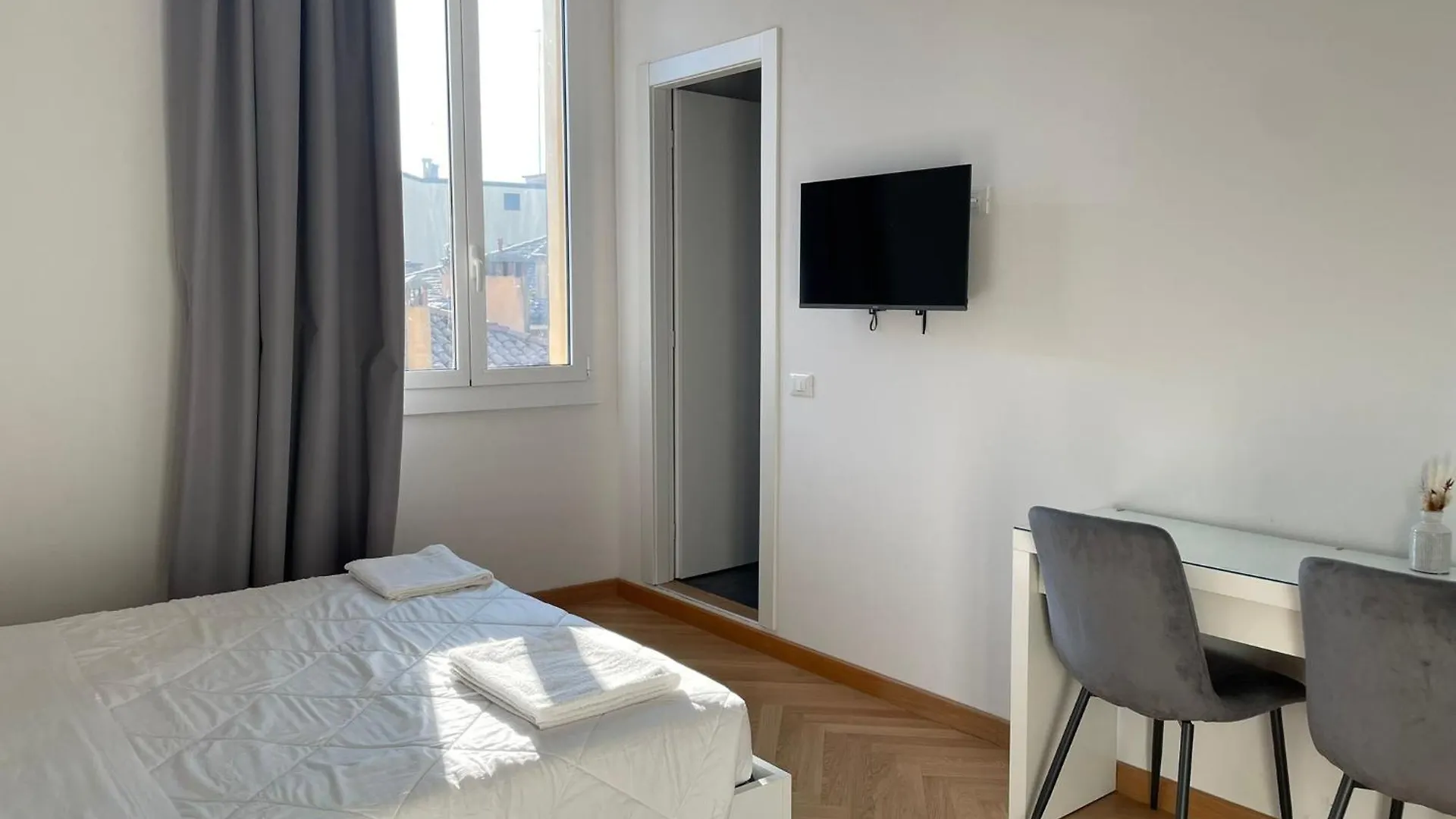 Le Suites Dell'Edera Bologna Affittacamere