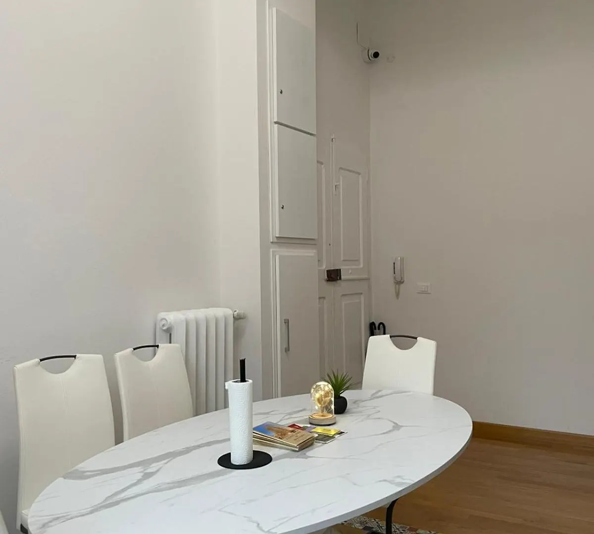 Le Suites Dell'Edera Bologna 0*,