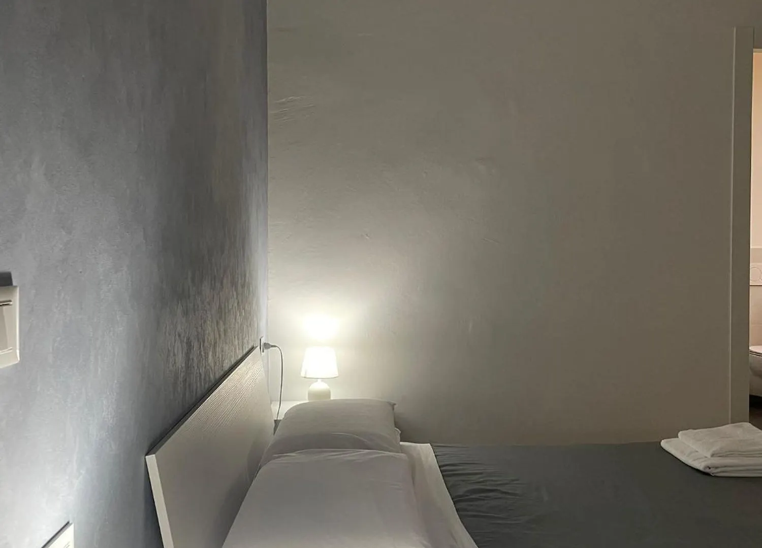 Le Suites Dell'Edera Bologna 0*,